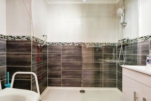 SHOWER ROOM- click for photo gallery